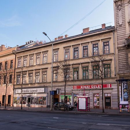All In Apartman V. Budapeste Exterior foto